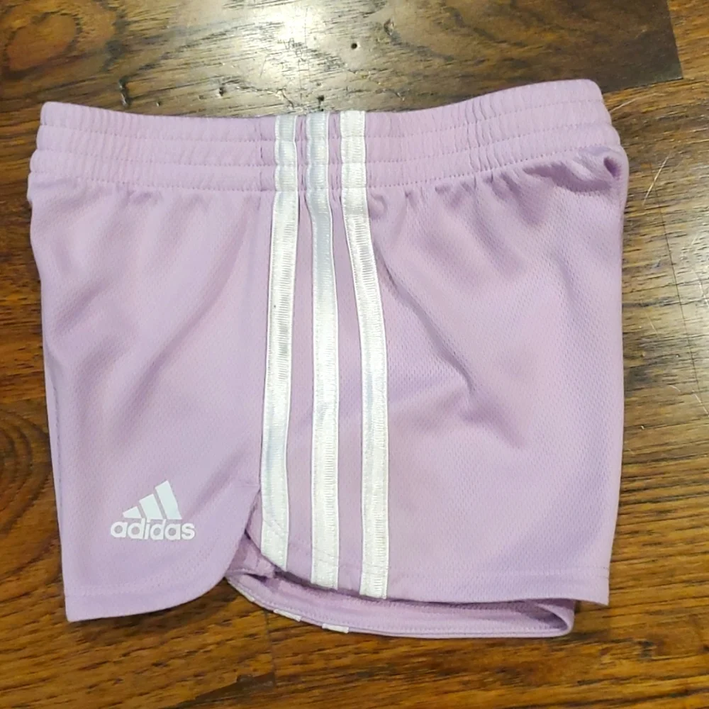 Girls Adidas lavender & white active shorts size 4